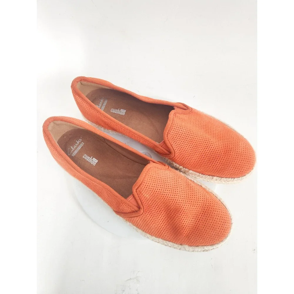 Clarks Espadrille Flats Loafers 8.5 Slip On Orange Suede Perforated Comfort Shoe